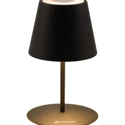 Elysia Lampe